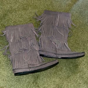 Gray fringe Minnetonka boots Never Worn